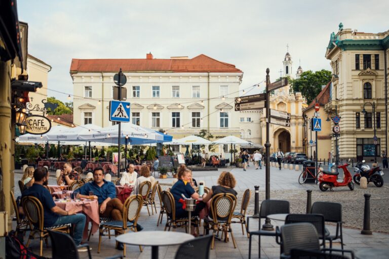GoVilnius-Summer-Illustrative-AHOY-2023-Large (16)